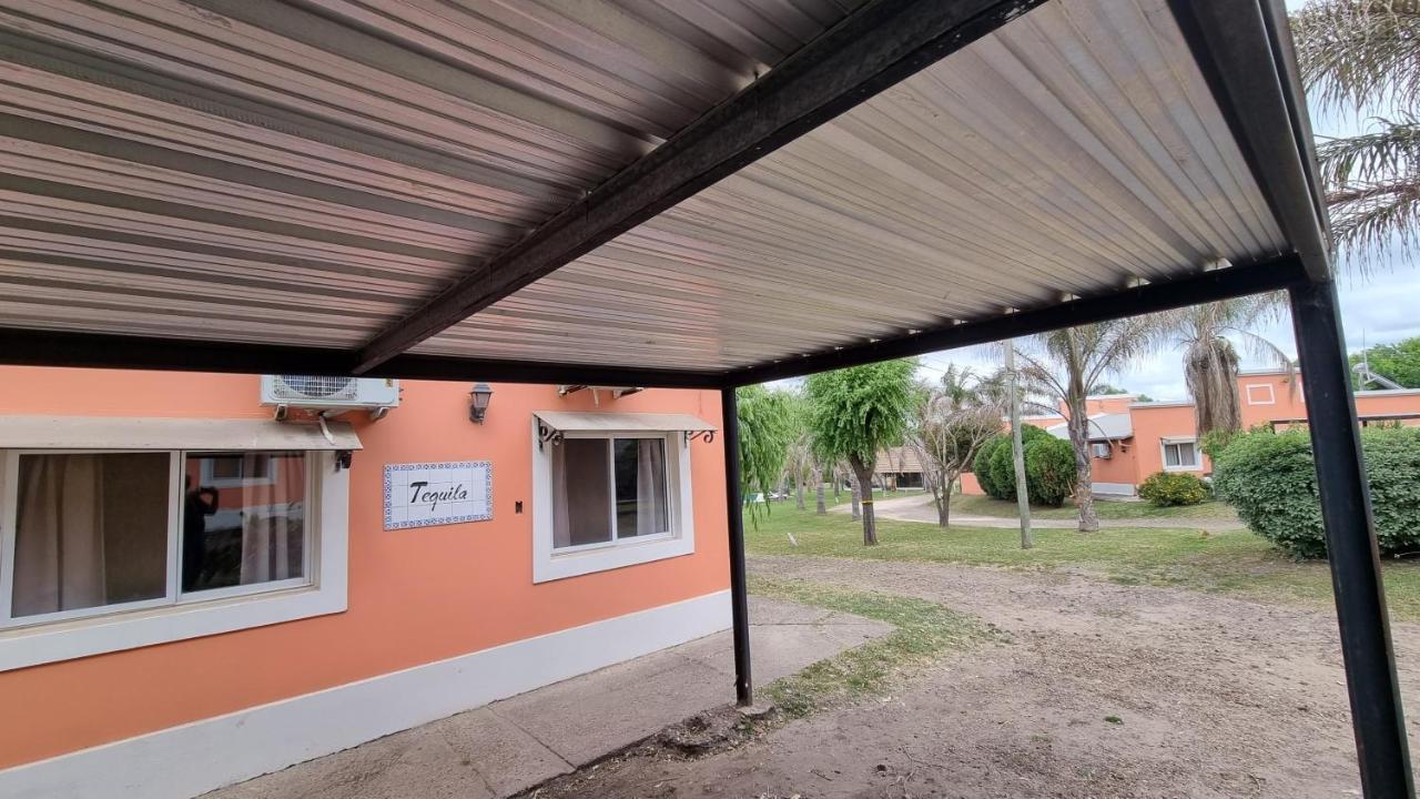 Bungalows Mexico กอนเซ็ปซิออน เดล อุรุกวัย ภายนอก รูปภาพ